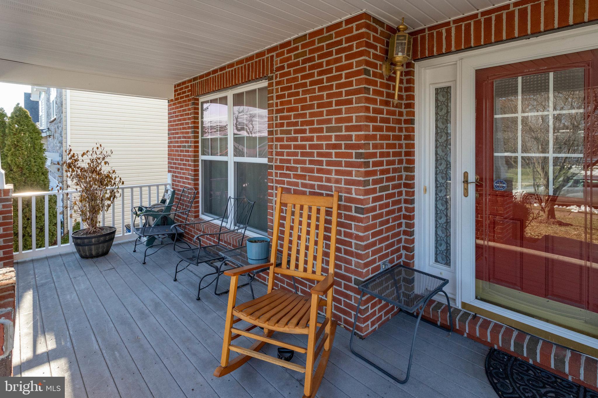 4156 Agency Loop Triangle, VA 22172 - Photo 3 of 39 Front Porch