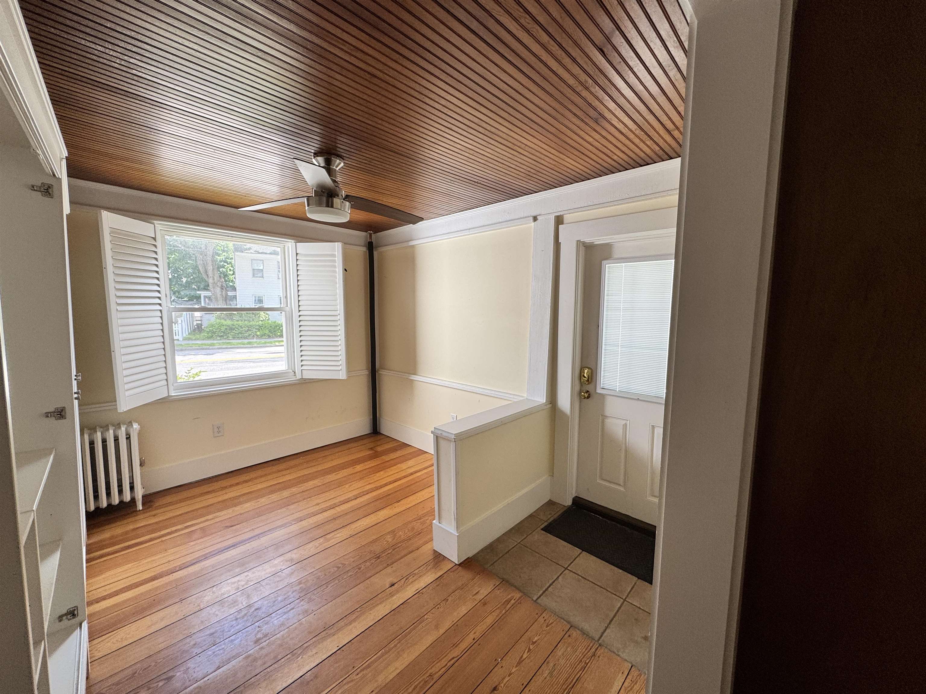 90 Centre Street Concord, NH 03301 - Photo 4 of 33