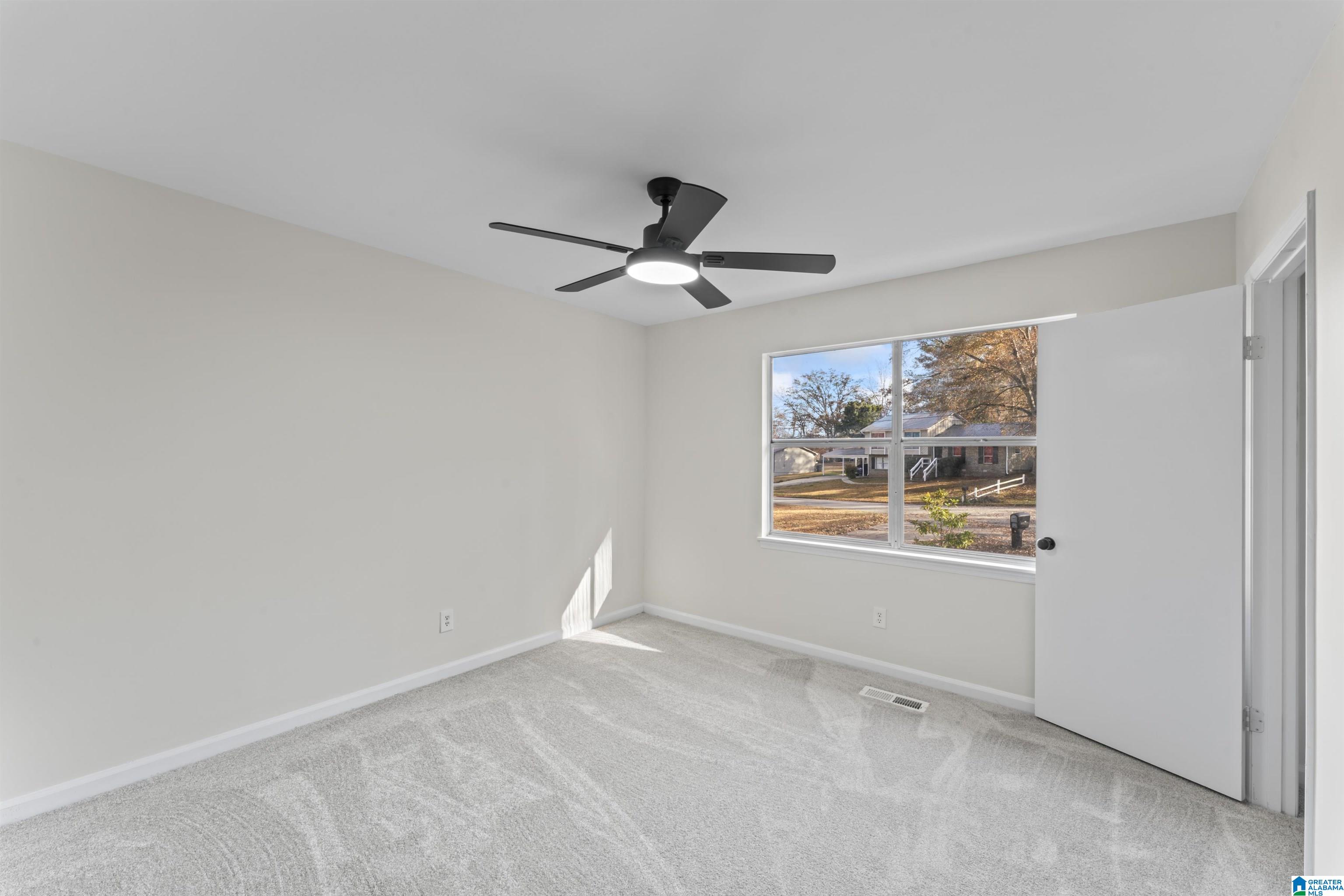 56 Lancaster Court Calera, AL 35040 - Photo 14 of 41