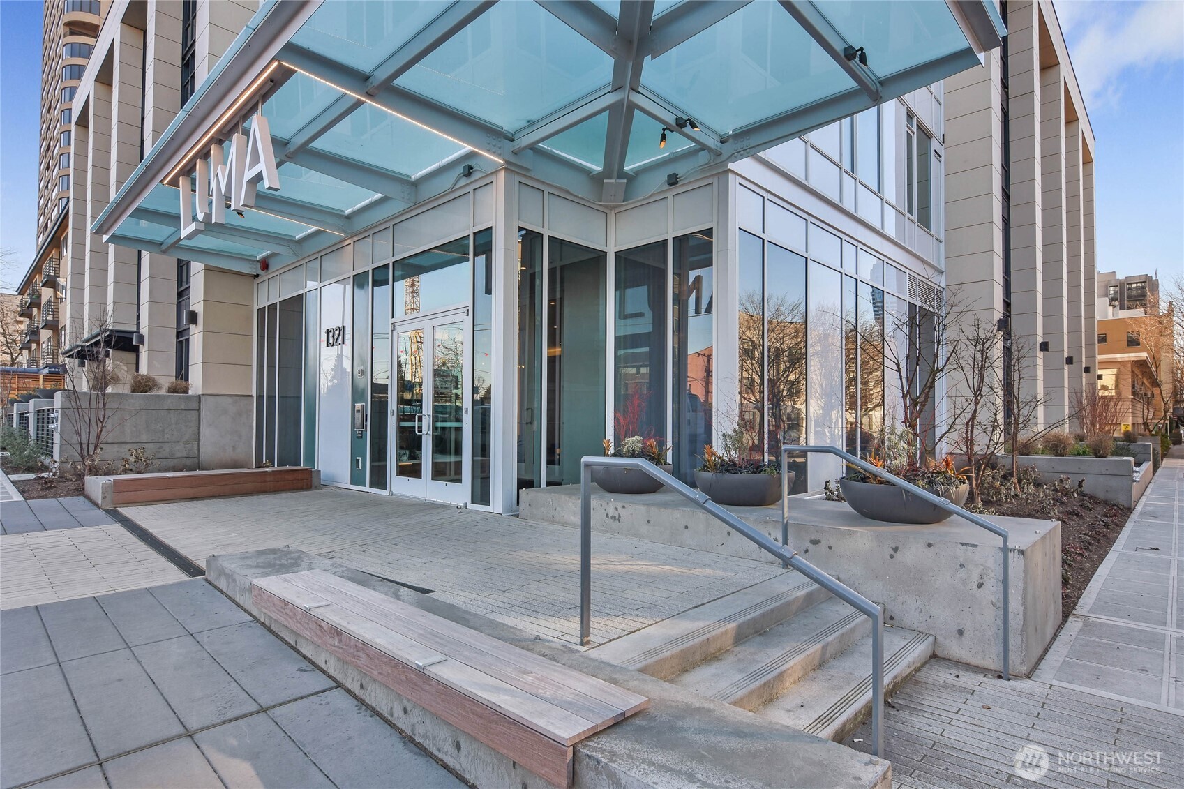 1321 Seneca Street, Unit 2202 Seattle, WA 98101 - Photo 2 of 40