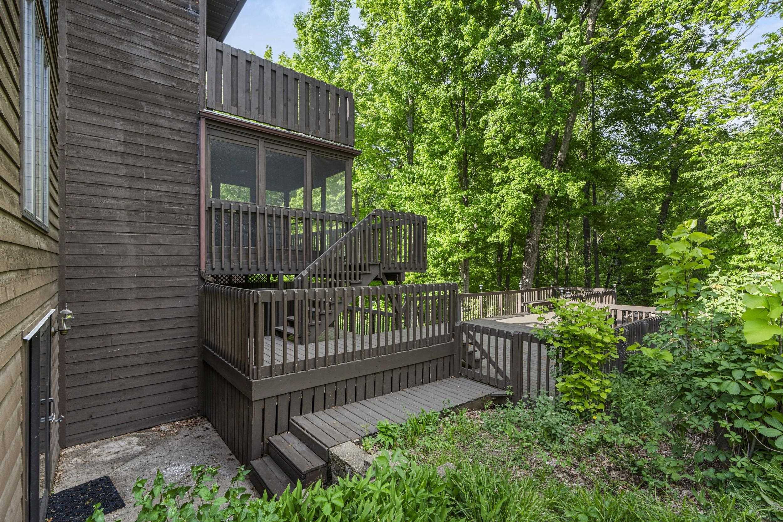 921 Divot Place Green Bay, WI 54313 - Photo 47 of 66