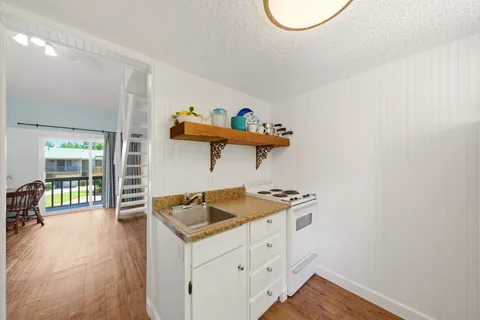 $95,000 | 501 Bass Boat Village, Unit 112, Point Blank, TX 77364