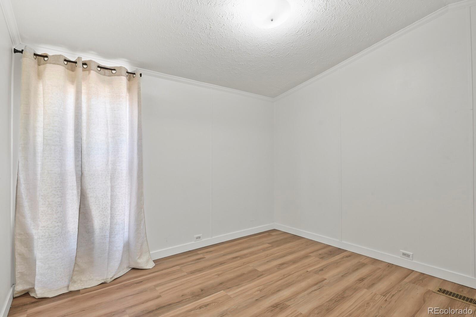 5505 Valmont Road Boulder, CO 80301 - Photo 17 of 27