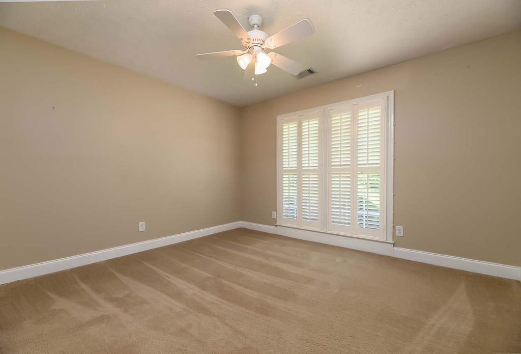 317 Ridgeway Drive Cataula, GA 31804 - Photo 10 of 29 Gallery Image 10