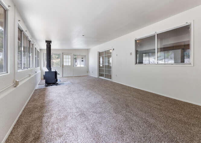 43786 Oak Drive Three Rivers, CA 93271 - Photo 27 of 47 1D7A3312Edit-022-036-666x476