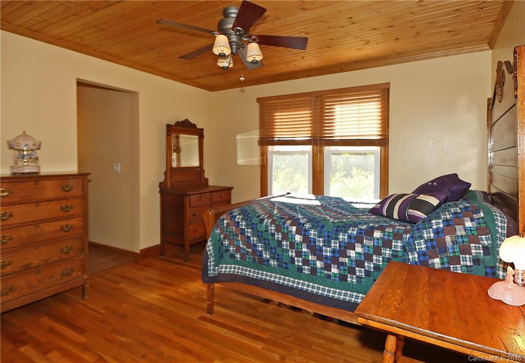 544 Orion Davis Road Waynesville, NC 28786 - Photo 17 of 21 Gallery Image 17