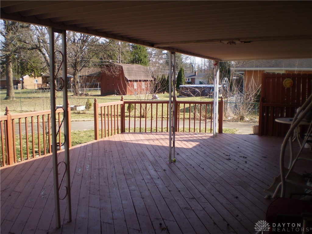 1086 Grange Hall Road Dayton, OH 45430 - Photo 5 of 15