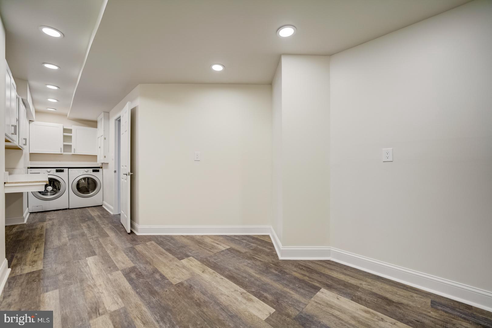 6093 Deer Ridge Trail Springfield, VA 22150 - Photo 11 of 35