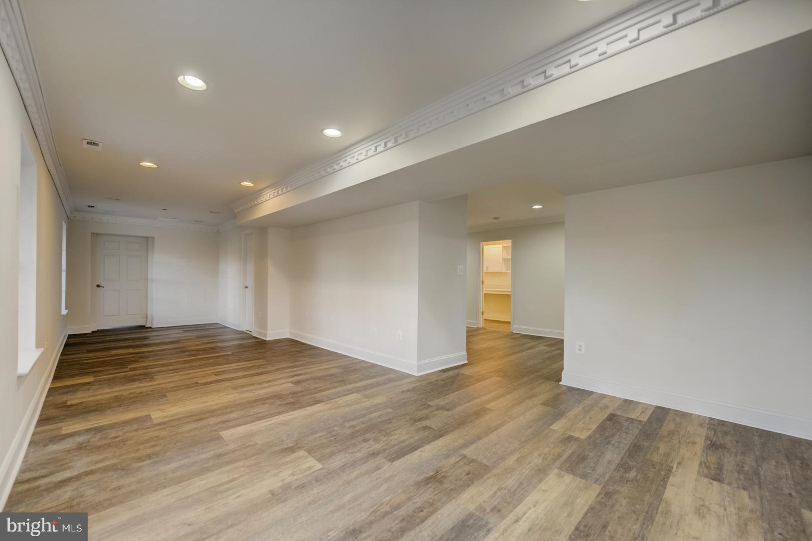 6093 Deer Ridge Trail Springfield, VA 22150 - Photo 14 of 35