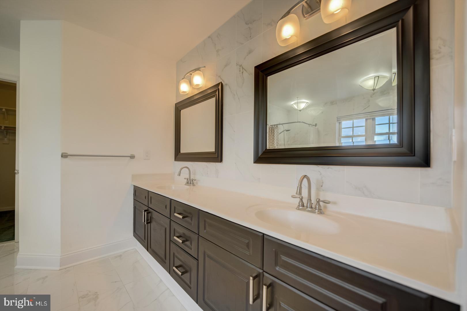 6093 Deer Ridge Trail Springfield, VA 22150 - Photo 18 of 35