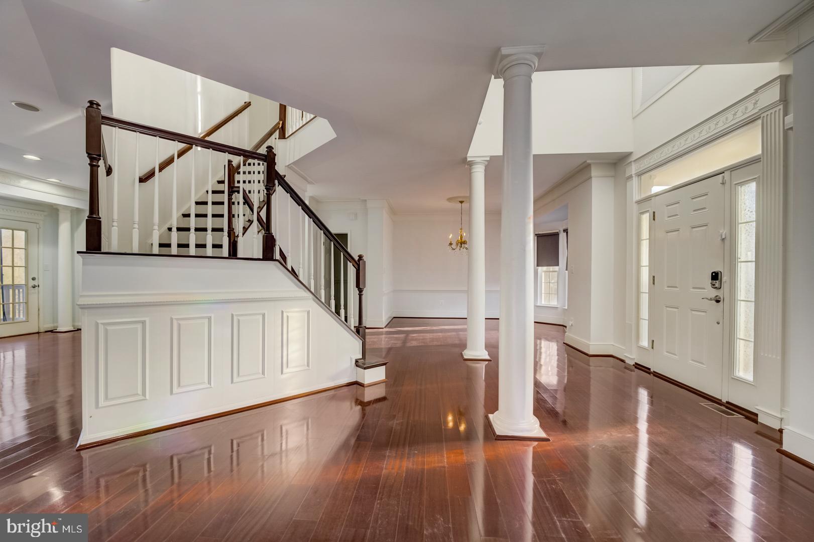 6093 Deer Ridge Trail Springfield, VA 22150 - Photo 6 of 35