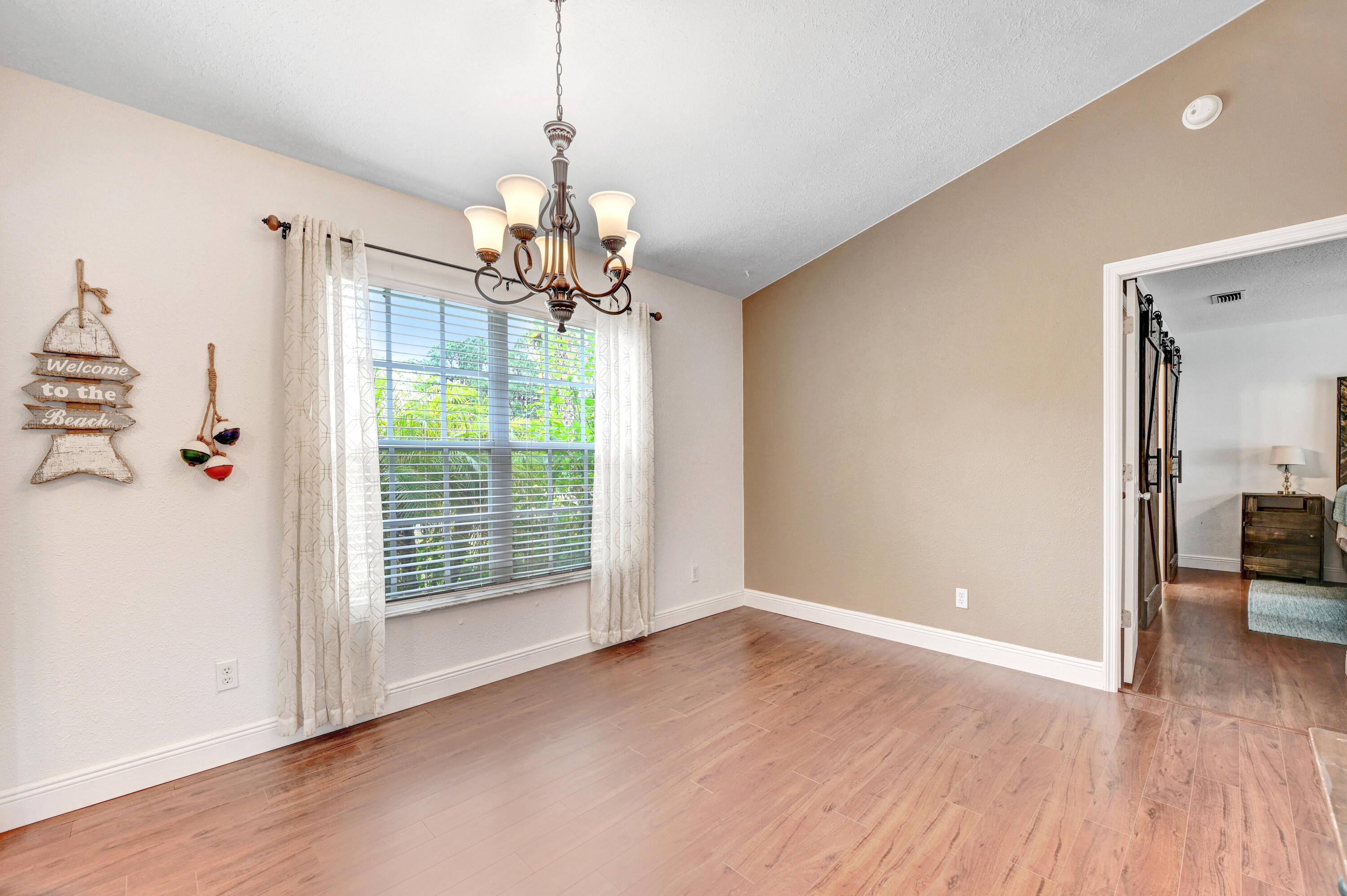 1498 Hardey Road Southwest Palm Bay, FL 32908 - Photo 13 of 50 DSC_0681
