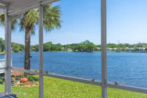 $420,000 | 3925 Arbor Lake Drive West, Jacksonville, FL 32225