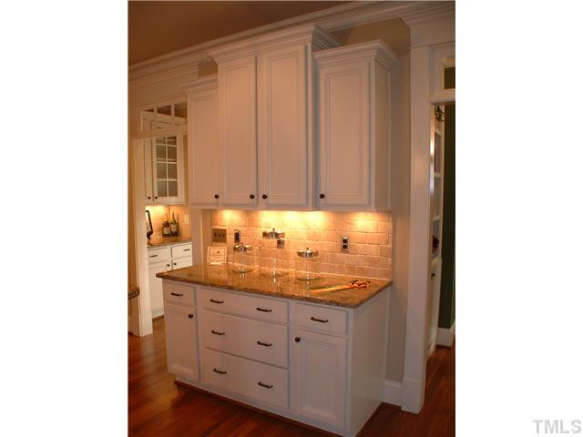 710 Latta Street, Unit 79 Raleigh, NC 27607 - Photo 8 of 25 Kitchen