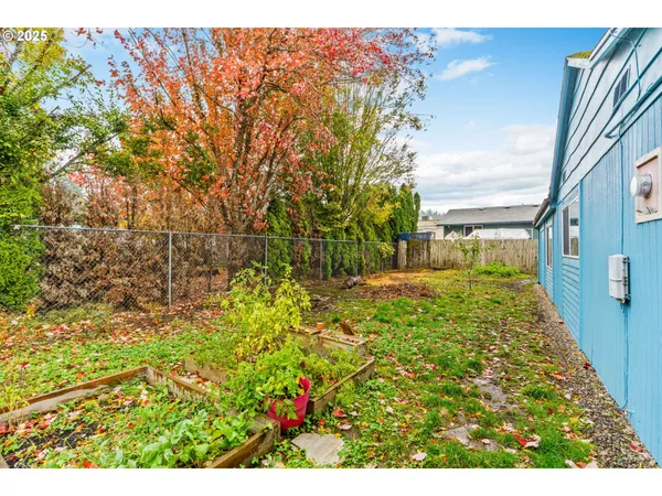 $389,900 | 5736 A Street, Springfield, OR 97478