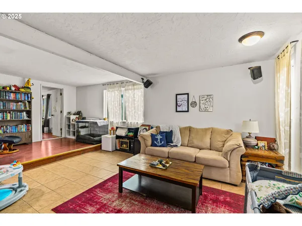 $389,900 | 5736 A Street, Springfield, OR 97478