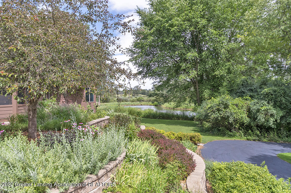 4951 Van Atta Road Okemos, MI 48864 - Photo 3 of 59 _DSC8073