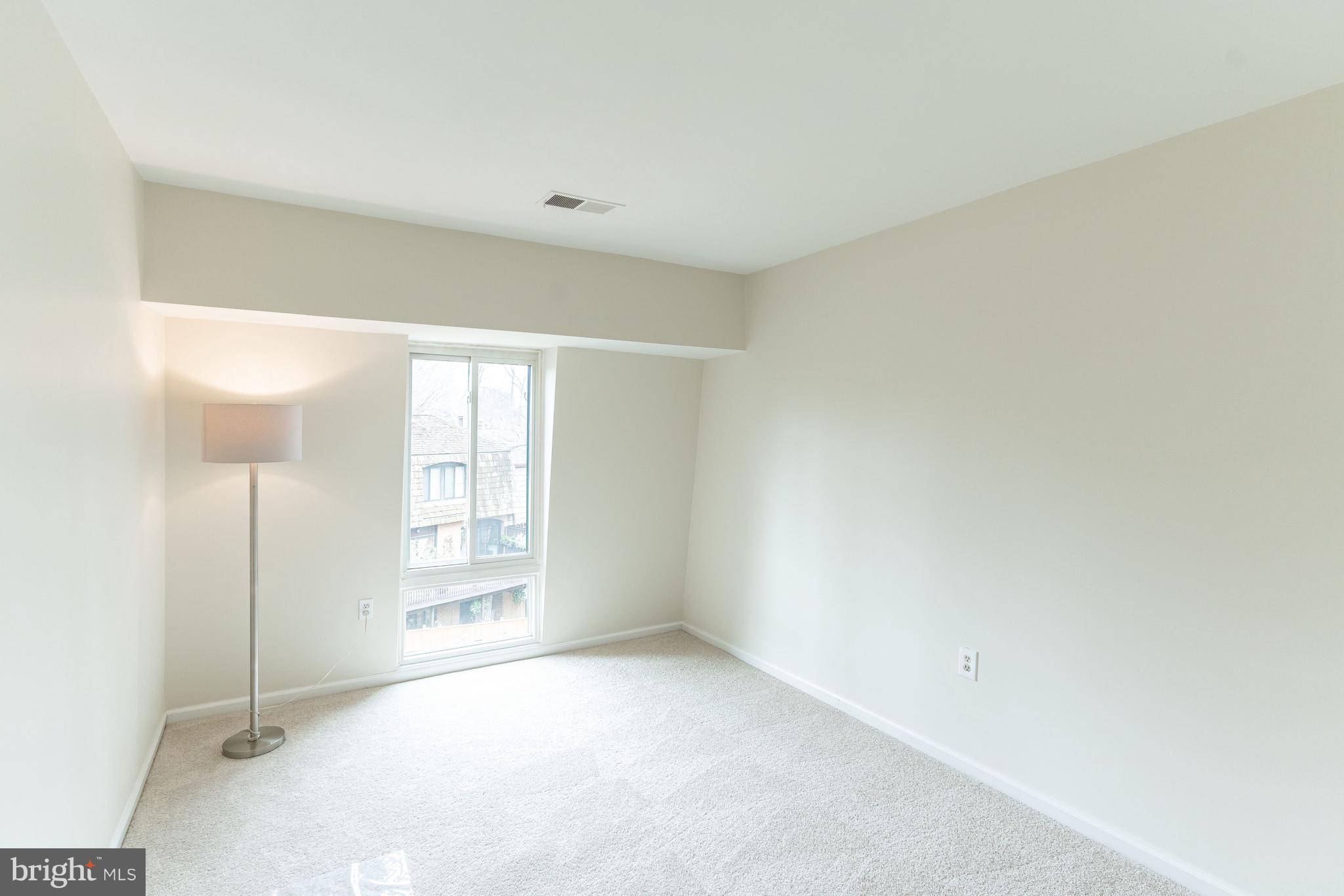 8155 Inverness Ridge Road Potomac, MD 20854 - Photo 17 of 22 Bedroom 3
