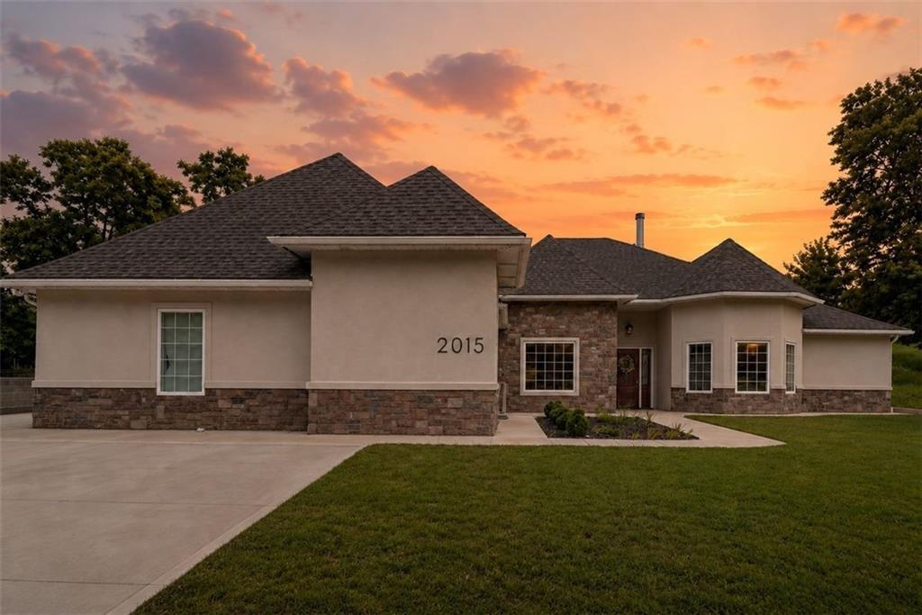 2015 South Lee's Summit Road Independence, MO 64050 - Photo 2 of 38