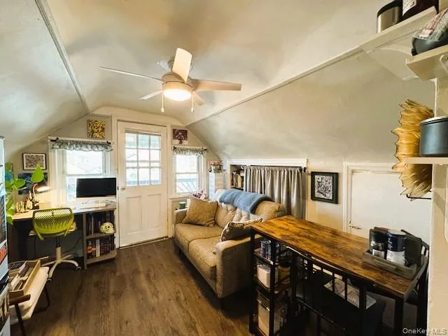 $2,200 | 244 East Hudson Street, Unit UPPR, Long Beach, NY 11561