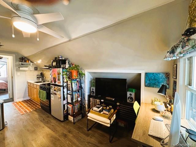 244 East Hudson Street, Unit UPPR Long Beach, NY 11561 - Photo 8 of 12 a view of a livingroom with furniture and a flat screen tv