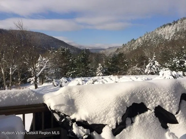 a close up of a street sign