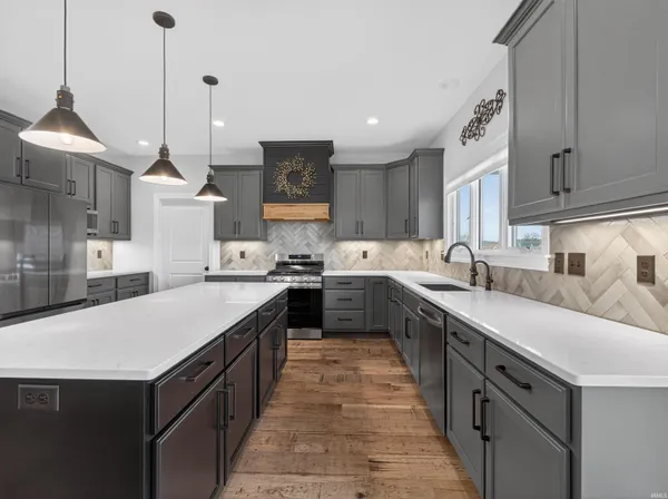 $599,900 | 8693 Leonis Run, Leo, IN 46765