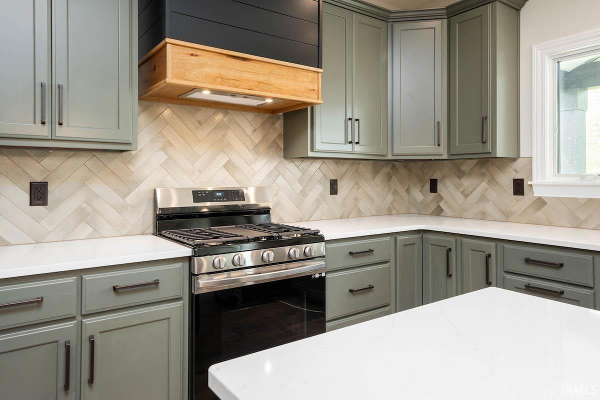 8693 Leonis Run Leo, IN 46765 - Photo 13 of 33 Gallery Image 13