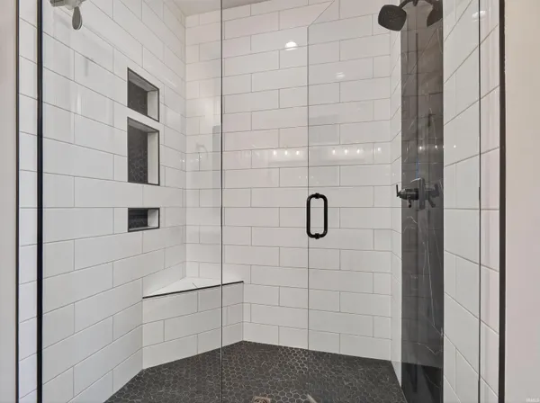 $599,900 | 8693 Leonis Run, Leo, IN 46765