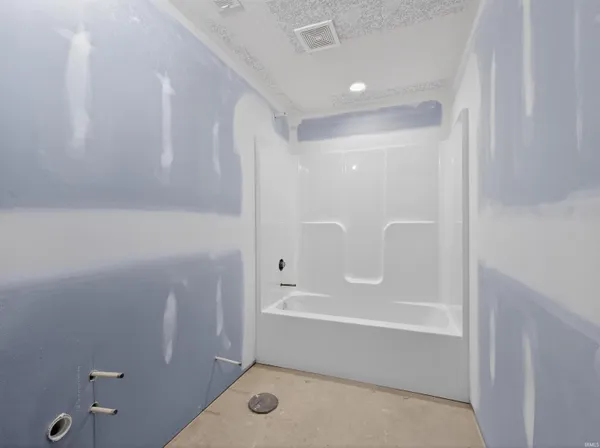 $599,900 | 8693 Leonis Run, Leo, IN 46765