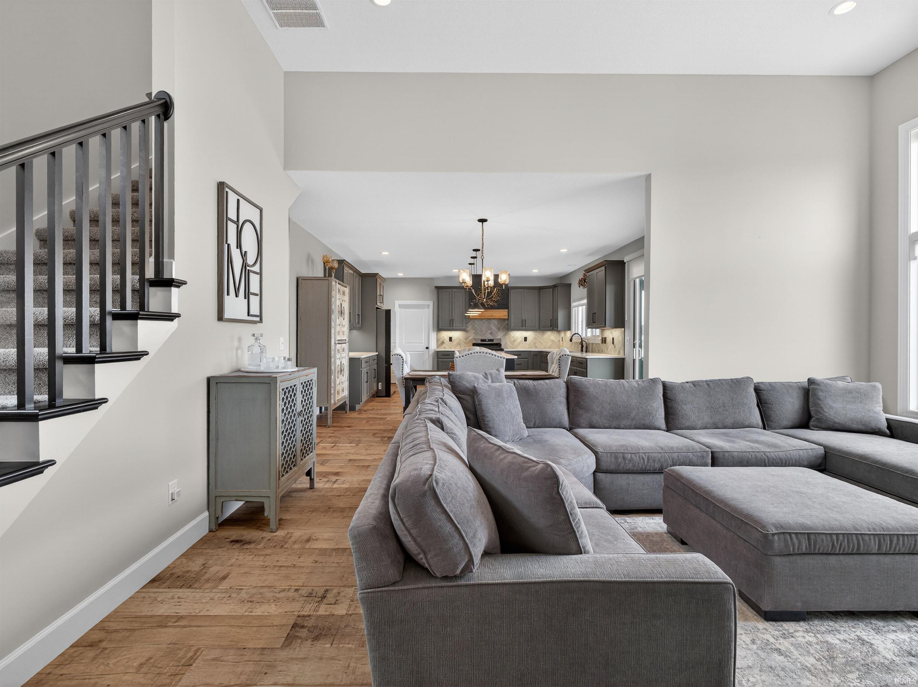 8693 Leonis Run Leo, IN 46765 - Photo 8 of 31