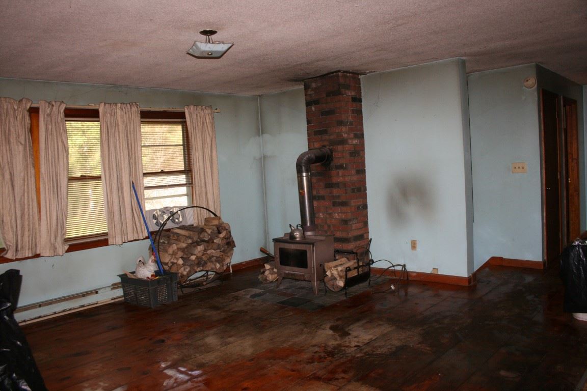 1083 South Hemlock Road Charlestown, NH 03603 - Photo 15 of 29 Gallery Image 15