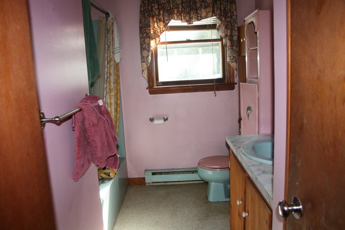 1083 South Hemlock Road Charlestown, NH 03603 - Photo 23 of 29 Gallery Image 23