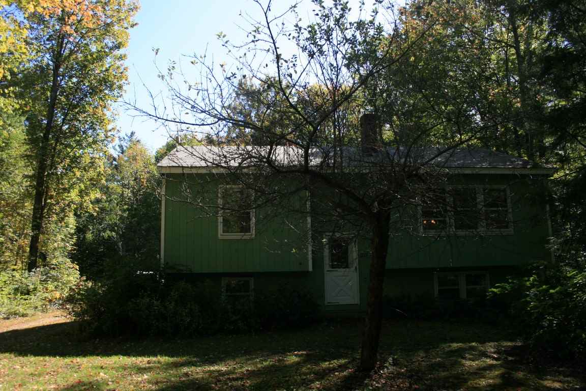 1083 South Hemlock Road Charlestown, NH 03603 - Photo 4 of 29 Gallery Image 4