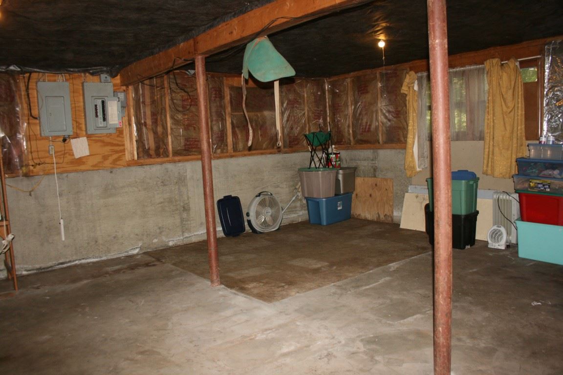 1083 South Hemlock Road Charlestown, NH 03603 - Photo 9 of 29 Gallery Image 9
