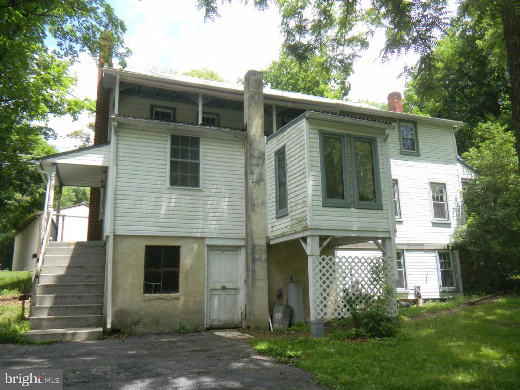 1947 Newport Road Manheim, PA 17545 - Photo 2 of 20