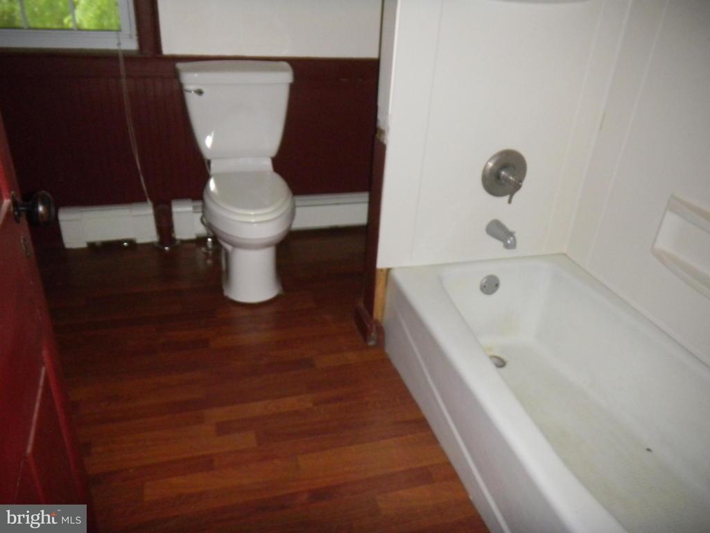 1947 Newport Road Manheim, PA 17545 - Photo 14 of 20