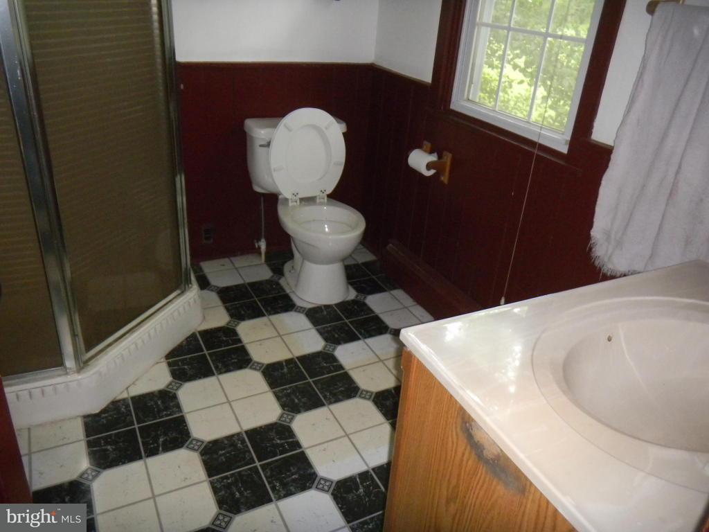 1947 Newport Road Manheim, PA 17545 - Photo 8 of 20