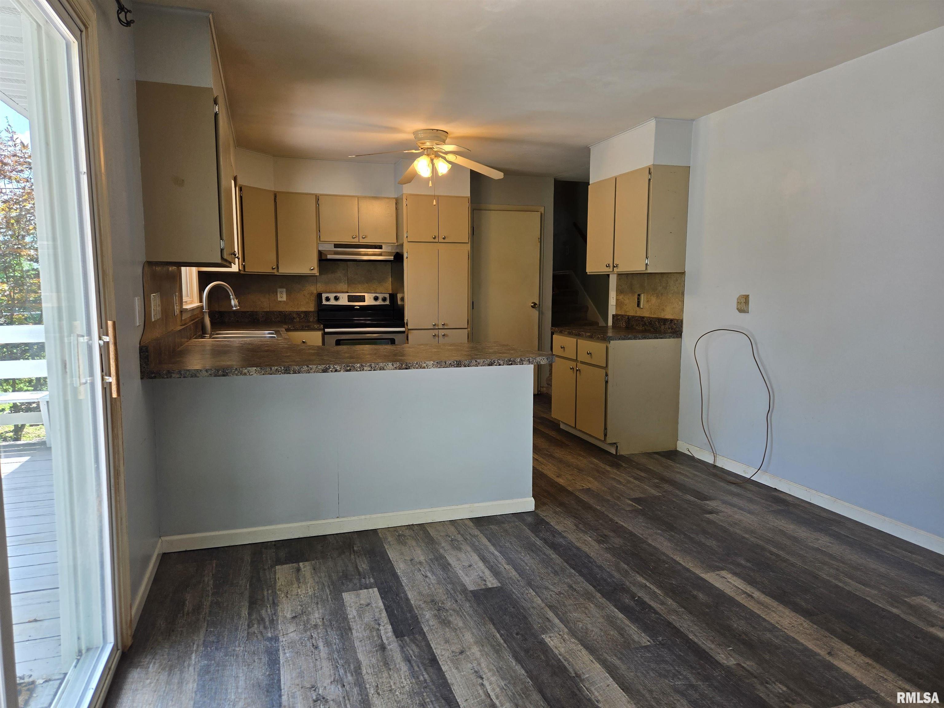 513 South Marion Street Carthage, IL 62321 - Photo 14 of 43