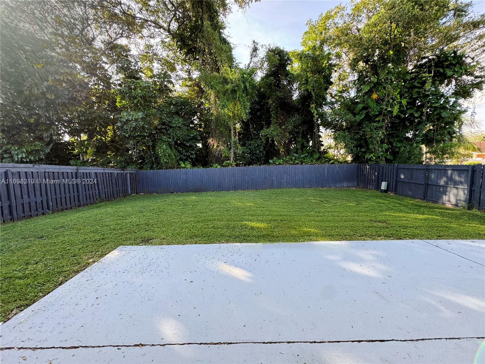 12068 Southwest 210th Street Miami, FL 33177 - Photo 19 of 22