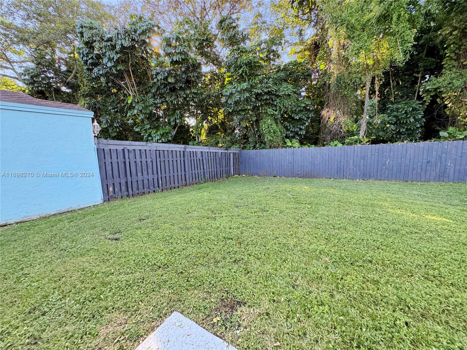 12068 Southwest 210th Street Miami, FL 33177 - Photo 20 of 22