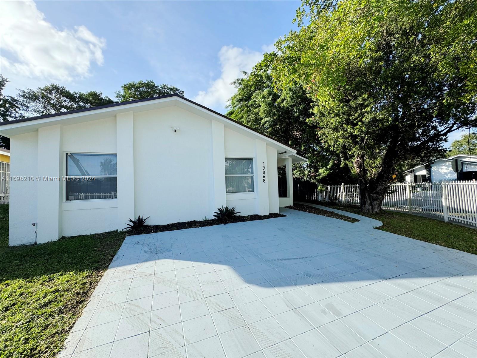 12068 Southwest 210th Street Miami, FL 33177 - Photo 2 of 22