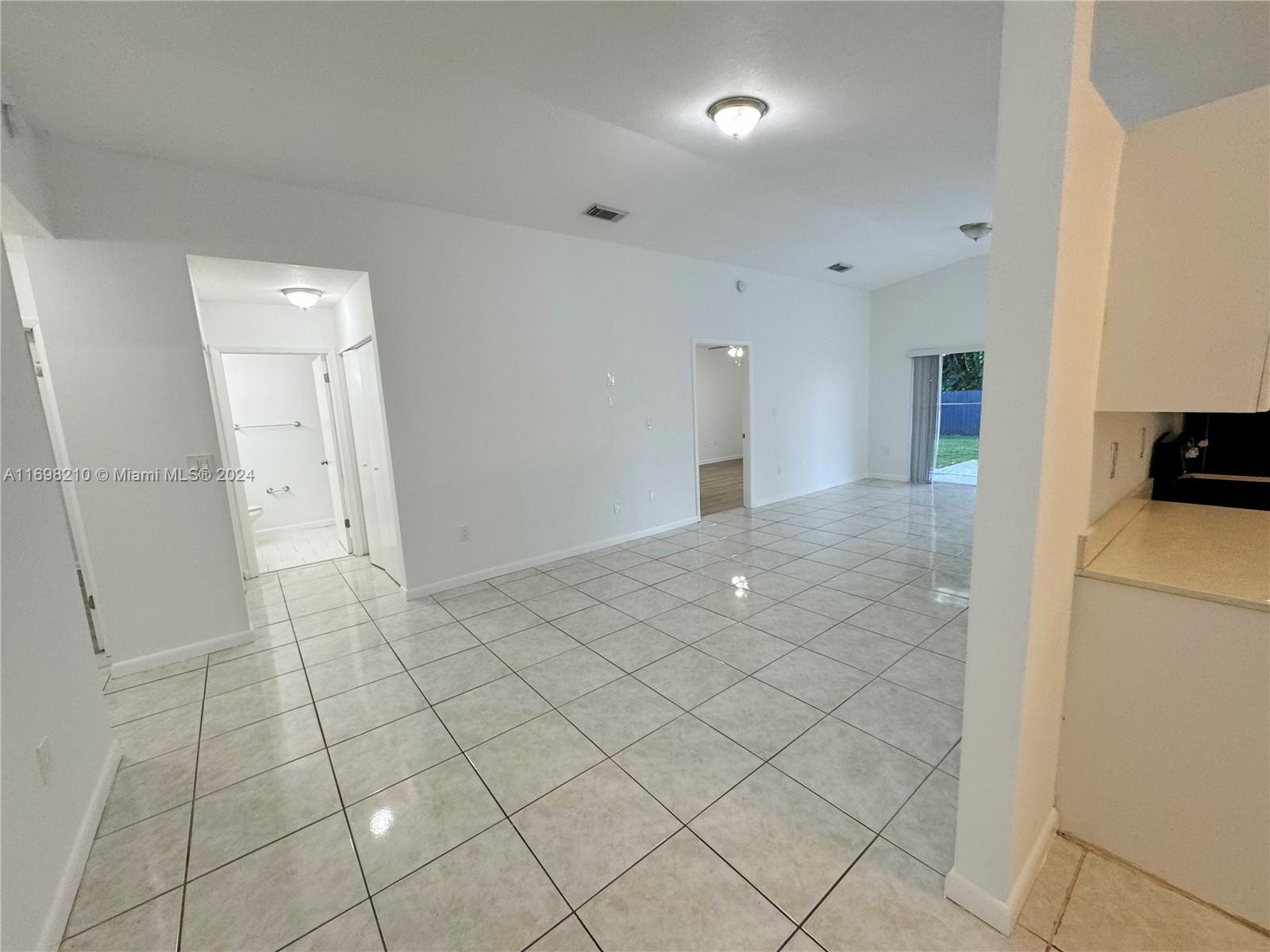 12068 Southwest 210th Street Miami, FL 33177 - Photo 3 of 22