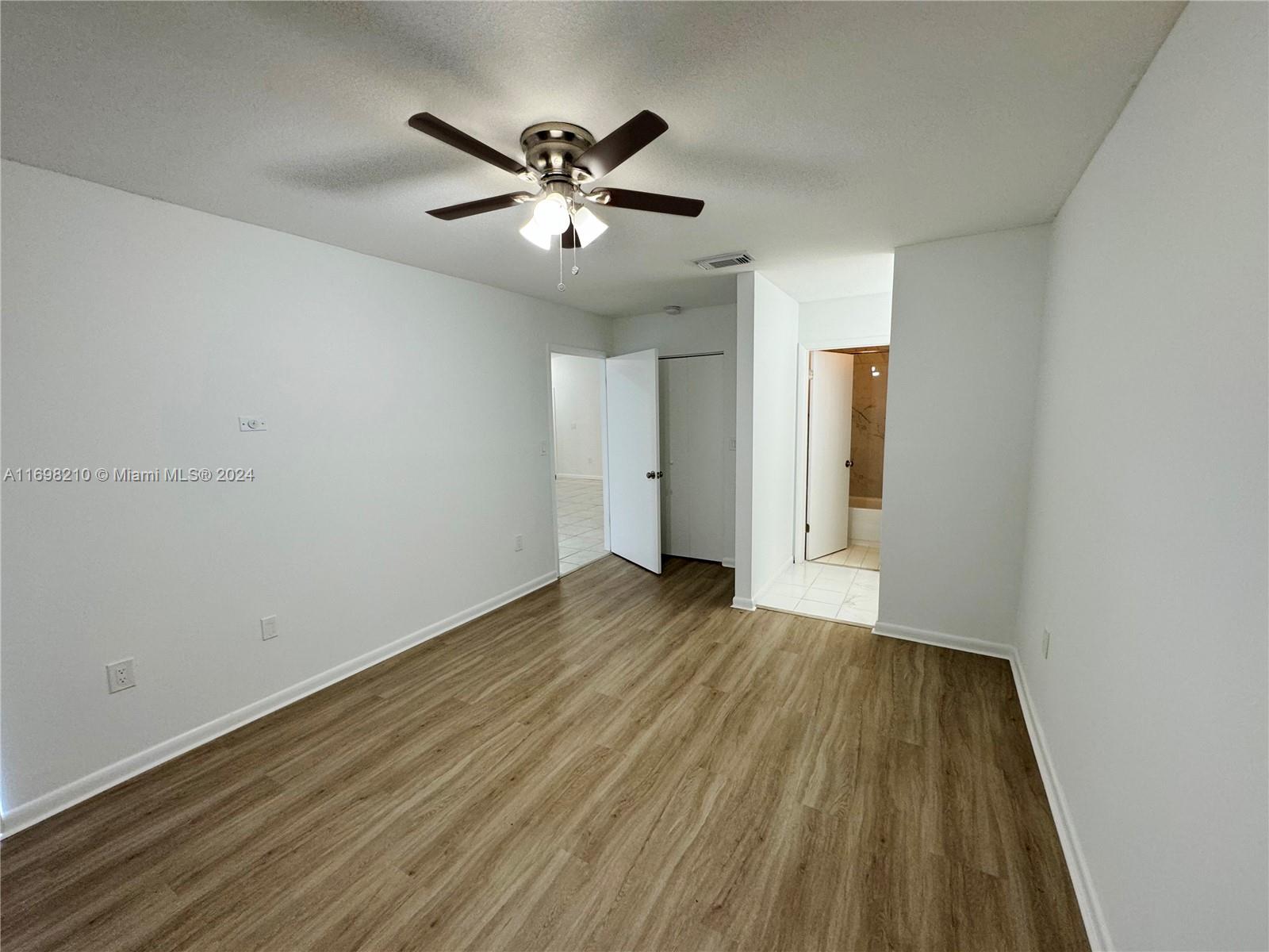 12068 Southwest 210th Street Miami, FL 33177 - Photo 10 of 22