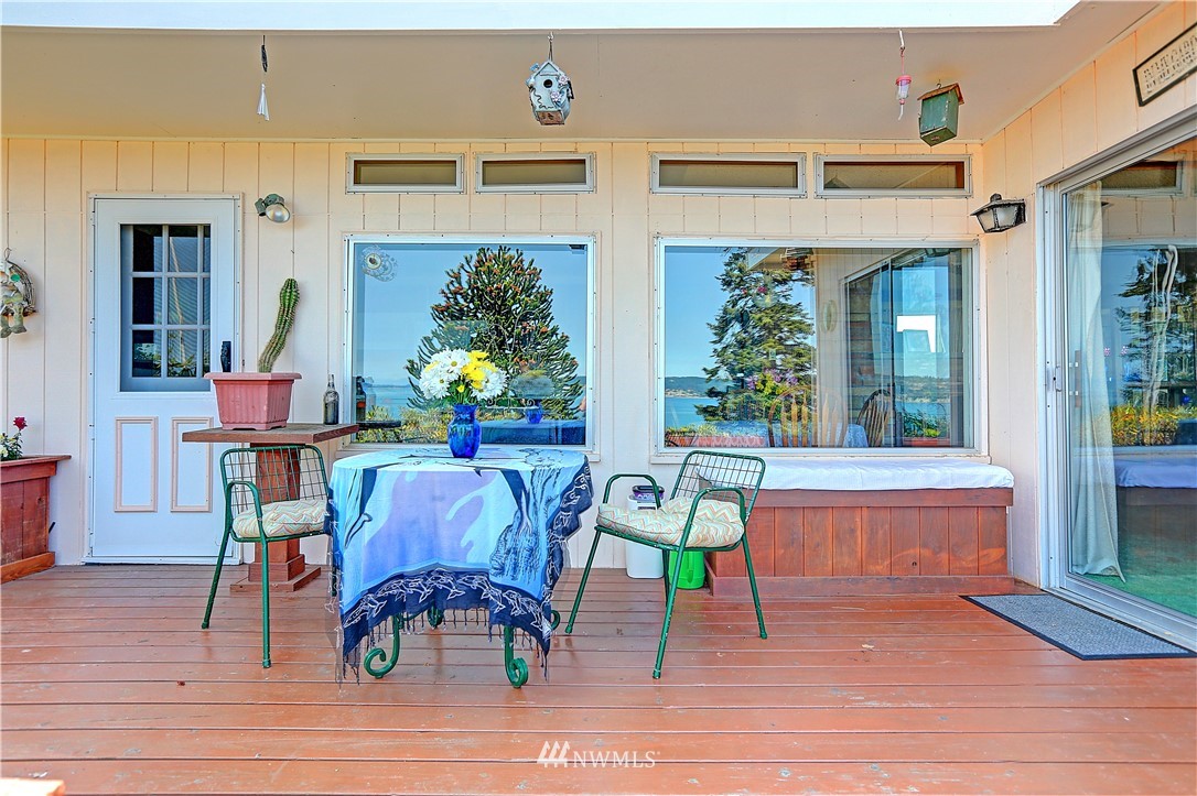 522 Maple Grove Road Camano Island, WA 98282 - Photo 9 of 20 Gallery Image 9