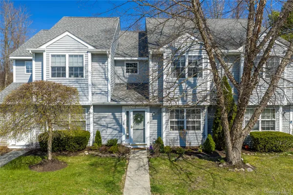 $3,000 | 3 Evergreen Way, Pawling, NY 12564