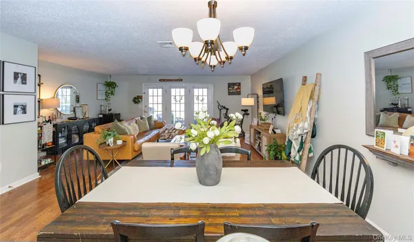 $3,000 | 3 Evergreen Way, Pawling, NY 12564