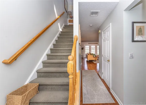 $3,000 | 3 Evergreen Way, Pawling, NY 12564