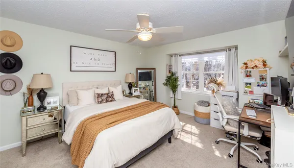 $3,000 | 3 Evergreen Way, Pawling, NY 12564