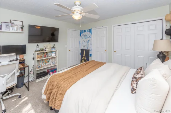 $3,000 | 3 Evergreen Way, Pawling, NY 12564